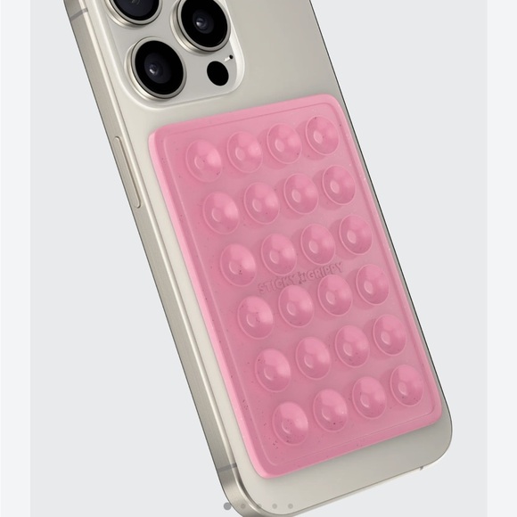 Sticky grippy Phone Grip suction cup translucent baby pink  glitter - Picture 1 of 1